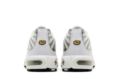 Nike Air Max Plus SE White Metallic Silver (Women's)