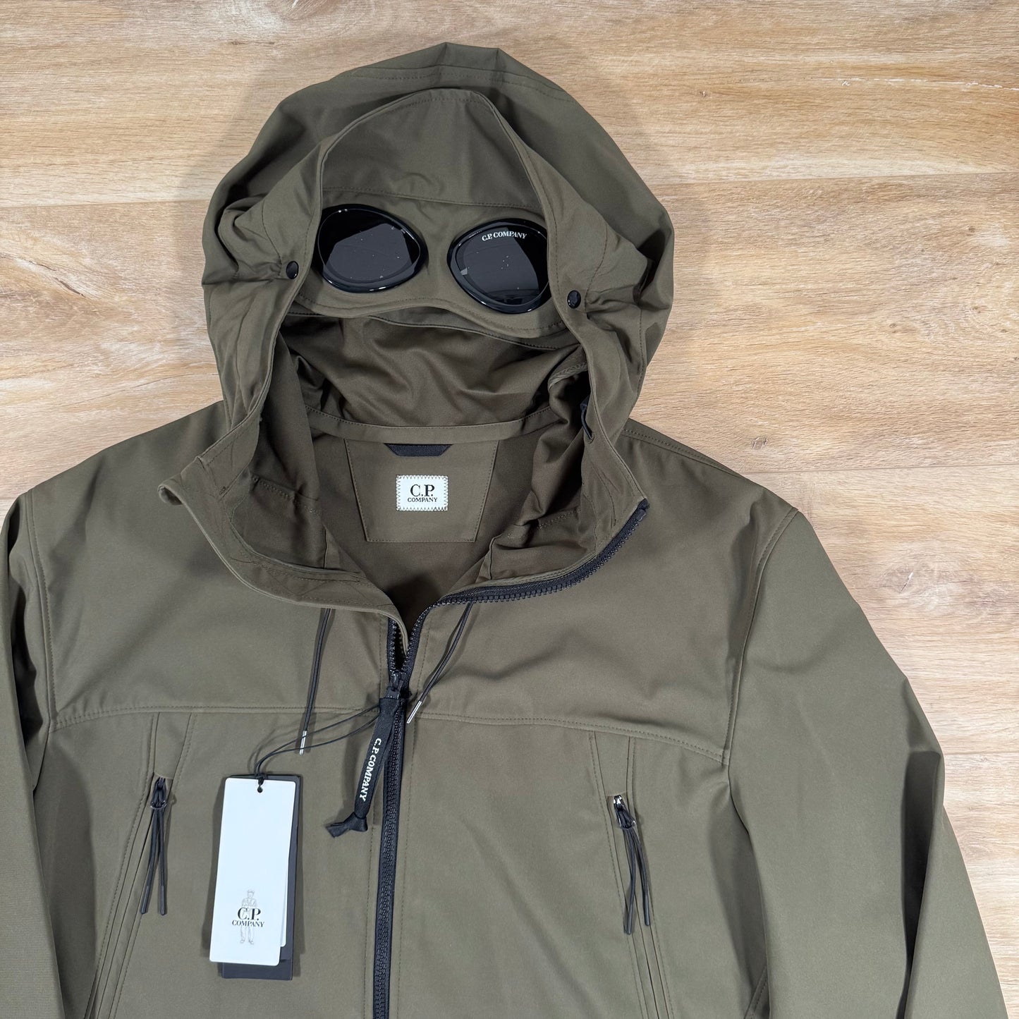 CP Company Shell-R Goggle Jacket in Ivy Green