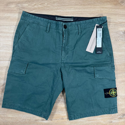 Stone Island Stretch Twill Cargo Shorts in Bottle Green