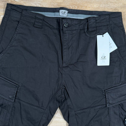 CP Company Stretch Sateen Lens Cargo Shorts in Black