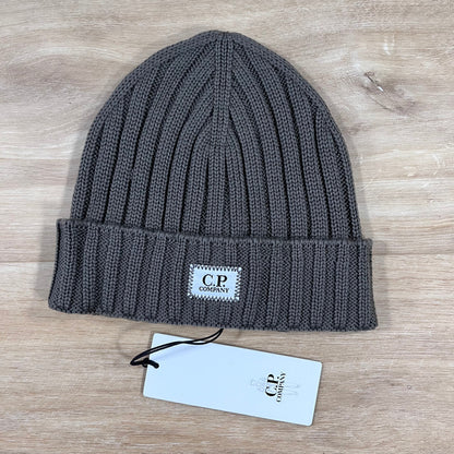 CP Company Extra Fine Merino Wool Logo Beanie in Walnut