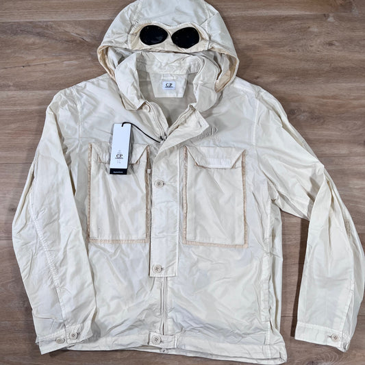 CP Company Flatt Nylon Goggle Overshirt in Pistachio Shell