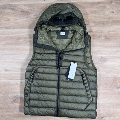 CP Company DD Shell Goggle Down Gilet in Elmwood Green