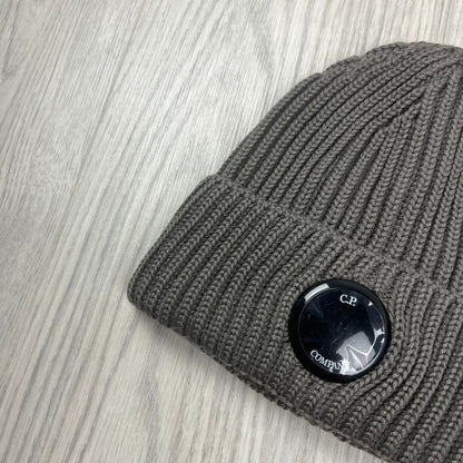 CP Company Lens Beanie - Walnut